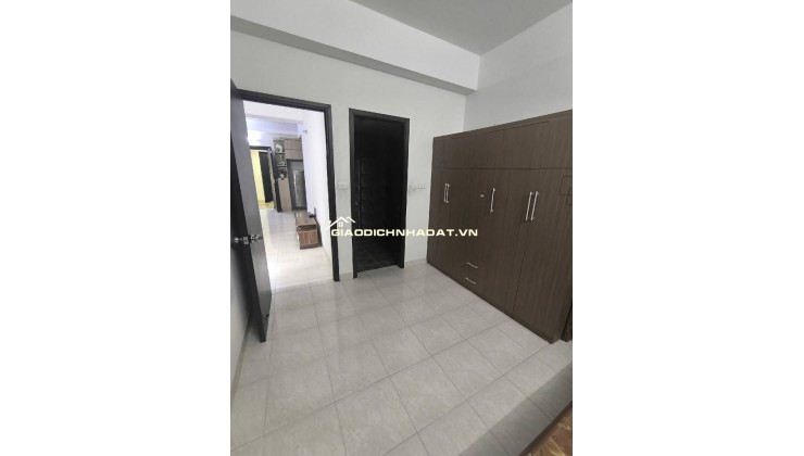 Bán căn hộ chung cư EuroWindows Đông Hội - View trung tâm triển lãm 66m nhỉnh 3 tỷ
9TL)